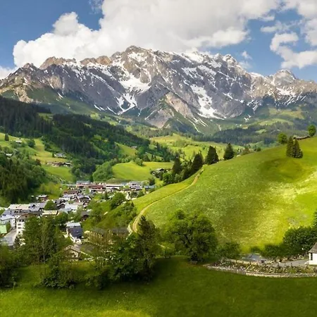 Holiday home Mountainresort 1 Dienten am Hochkoenig